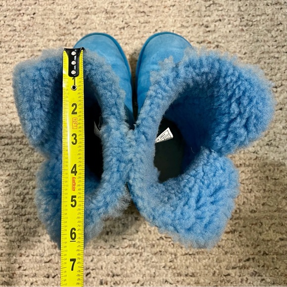 Ugg boot, blue, size 6 - Picture 13 of 13